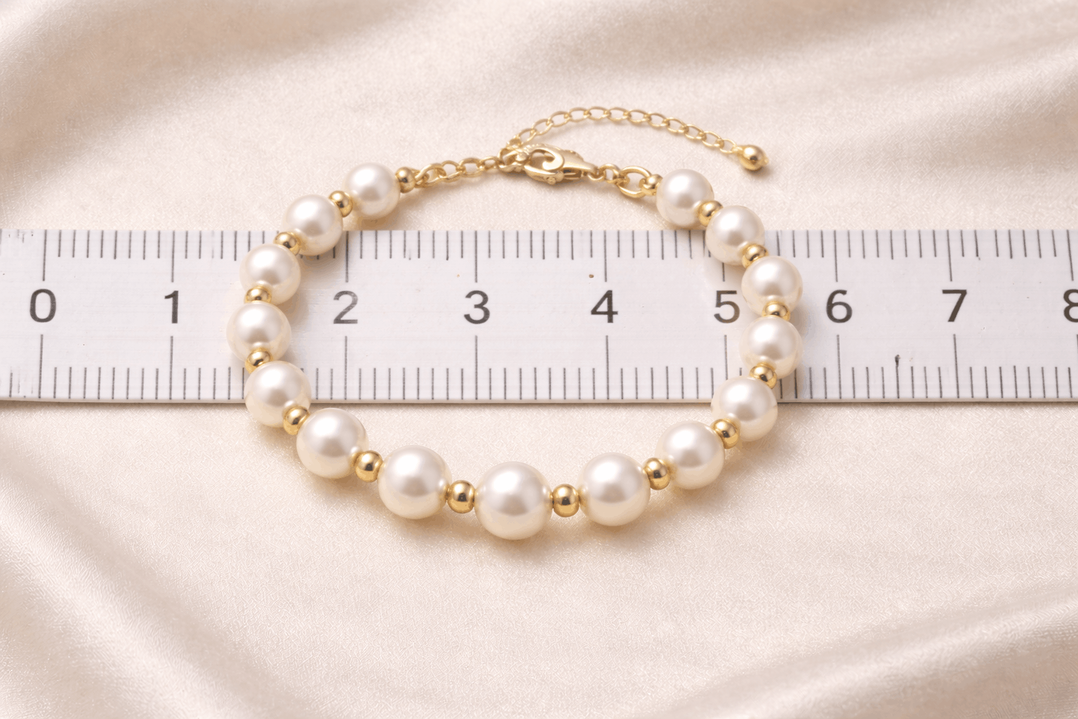 pearlsonly-blog-106-image-8-pearl - Escolher o tamanho correto das pulseiras de ouro com pérolas - Joias de Pérolas - pearlsonly